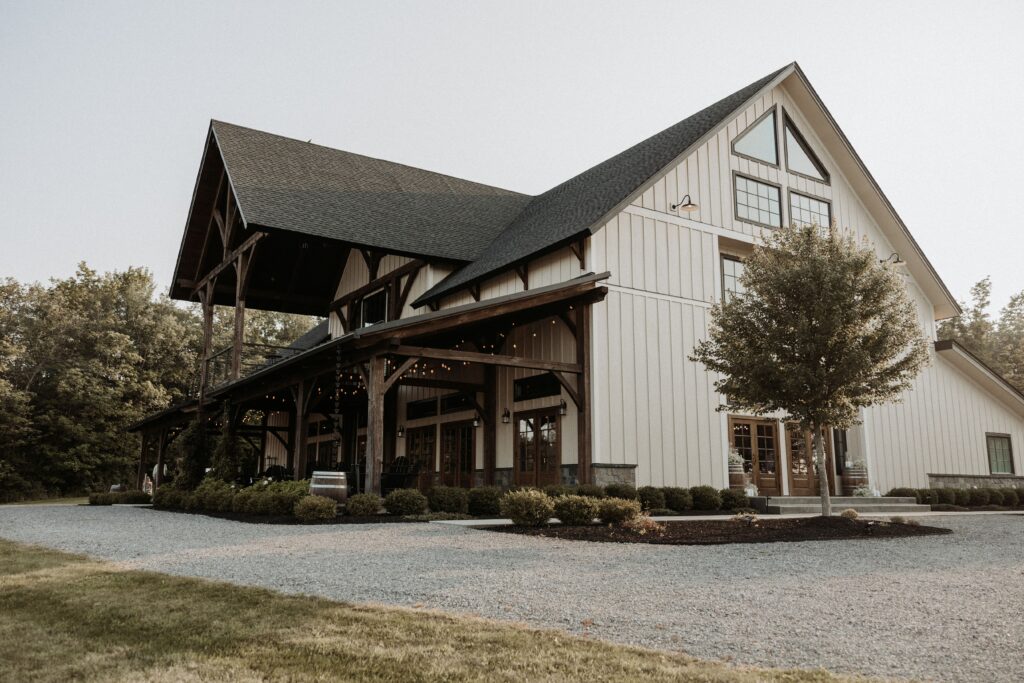 Notting Hill Farm Wedding Venue photographed by Jessy Herman Photo